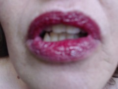 951 Pantyhose masturbation plus feet and, as always, my sweet kisses...
