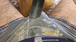 真空は私の美しい毛皮のような尾を吸って、ディックを叩きます(パート1)