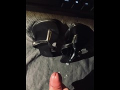 Huge Cumshot over her Leather Sandals - Screenshot 4 of 16 - Shoejob Heeljob