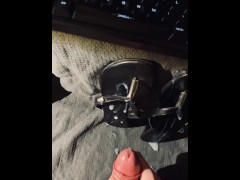 Huge Cumshot over her Leather Sandals - Screenshot 9 of 16 - Shoejob Heeljob
