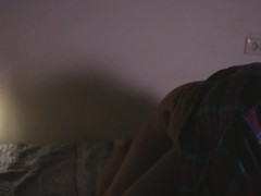 Сижу на лице у мужа, не даю ему кончить, но сама получаю сильнейший оргазм 10/16