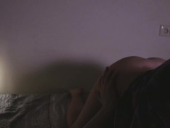 Сижу на лице у мужа, не даю ему кончить, но сама получаю сильнейший оргазм 16/16