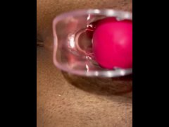 Speculum vibrator machine in tight pussy gets hard orgasm and dripping cream