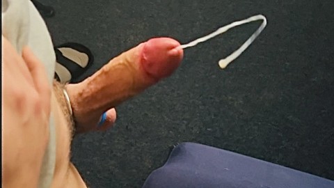 Big handsfree cumshot with cockring