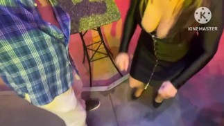 Большие сиськи на вечеринке