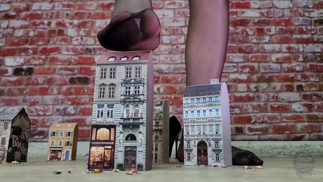 colossal Reduction - Giantess Video - Pornhub.com