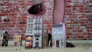 « réduction Colossal » - Vidéo de géante