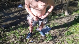 Hodenfolter, Vorhängeschloss und Spaziergang in tzsticule Folter, Brombeeren im Wald für 1 km