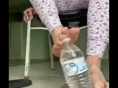 Water Bottle Feet Asmr - Screenshot 5 of 16 - Feet