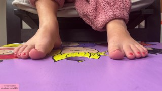 TSM - Dylan fidgets com os pés (vídeo promocional)