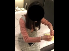 ゴムごっくん２６連発！ 〜せっかく出してくれたのに勿体無い」と言って毎回一滴残さず精子を飲んでくれる愛しい教え子～ - Screenshot 2 of 16 - Swallow