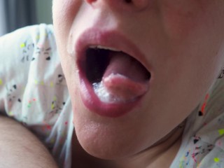 Homemade cum mouth blondy