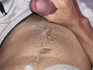 Éjaculation Sur Moi-même