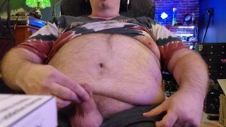 Bear edges and cums on furry belly