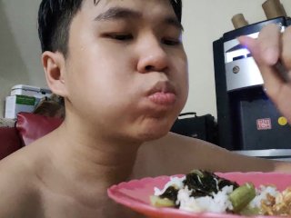 EATING MY MOTHER COOKING PART 1