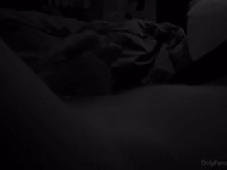 Первое видео с мастурбацией, которое я когда-либо записывал