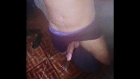 Abre tu culo y deja que mi verga gruesa de 19cm entre profundo en tu hueco caliente sacando mi semen