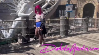Top transparente y shorts de botín en Las Vegas - Video completo