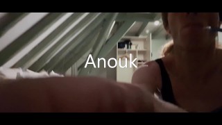 Anouk - Mamada profunda descuidada - Sleazy Bareback - Orinar (anal y beber) - Película completa