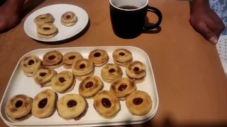 ¿Cómo hago deliciosas galletas en la estufa de gas?