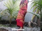 Preview 3 of Bengali Desi Bhabhi Outdoor Chudai Devar Ke Saath red Saree main (Official Video By villagesex91)