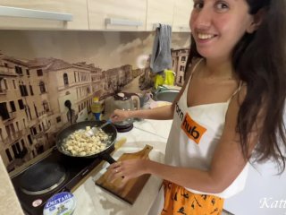 fucked while cooking, verified models, sex while cooking, homemade