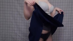 ЯПОНСКАЯ ШКОЛЬНИЦА ПРИШЛА ДОМОЙ ПОСЛЕ УЧЁБЫ И РАЗДЕЛАСЬ НА КАМЕРУ