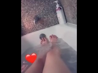 vertical video, relaxed, solo female, tattooed women