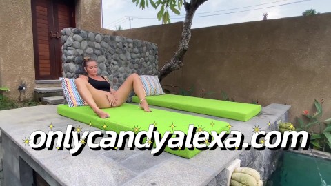Outdoor foot fetish fun with Candy Alexa