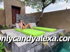 Outdoor foot fetish fun with Candy Alexa