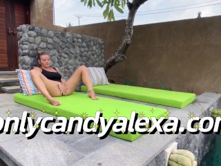 Outdoor Foot Fetish Fun with Candy Alexa