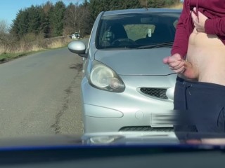 TEEN CAUGHT JERKING ON PUBLIC ROAD BY COUPLE