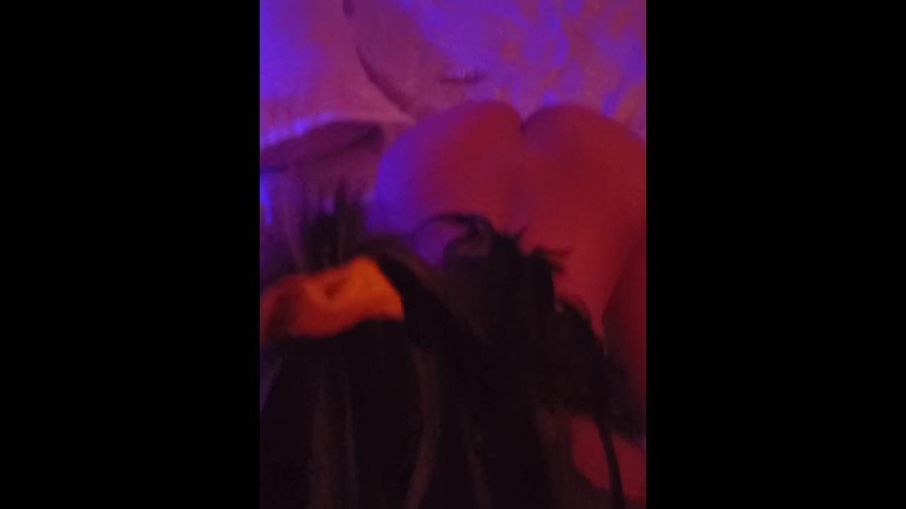 برادر شوهرم خیلی خوب منو میکنه - Pornhub.com