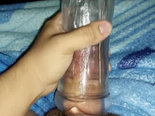 Probando un nuevo juguete