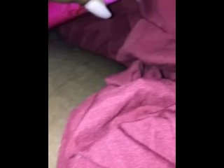 vertical video, milf, girl masturbating, solo female