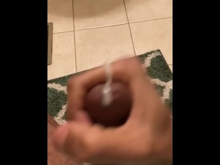 TrevonC99 бьет свой член