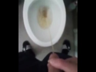 Мой горячий молодой брат Str8 дразнил меня этим новым клипом. Напомнил мне о том времени, когда он помочился на меня...