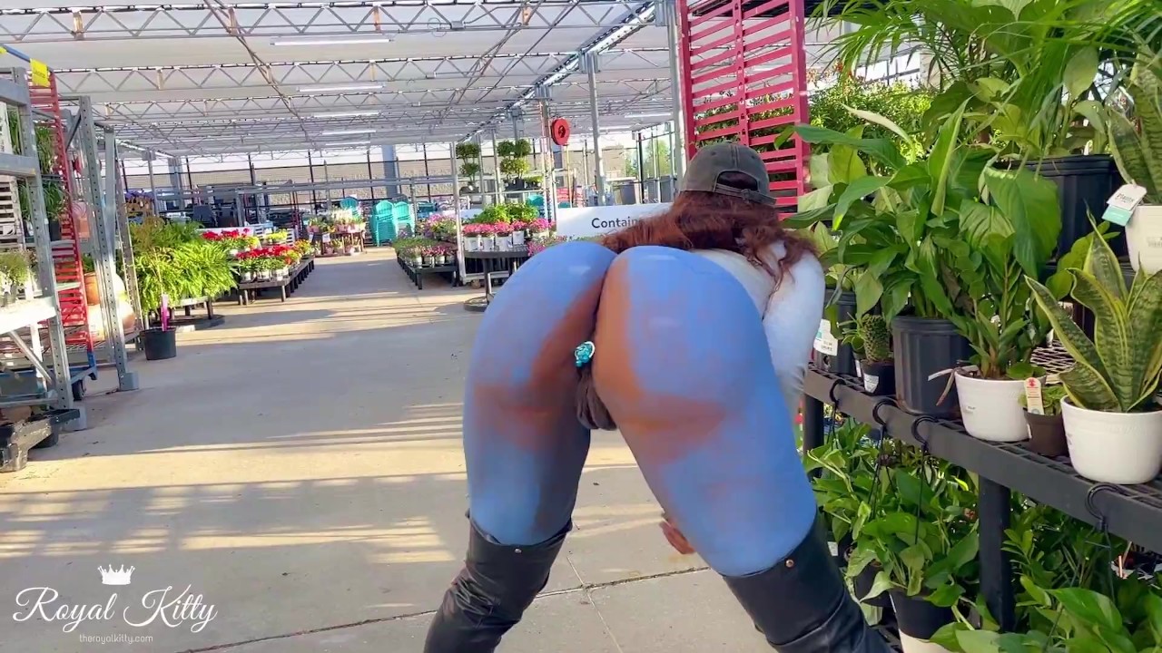 Public bodypaint porn