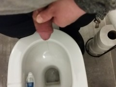 Stopoření penisu, močení