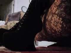 Goth boots - Screenshot 3 of 16 - Boot Worship