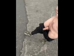 Risky-College guy bust a huge cum in the parking lot