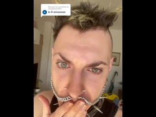 Il Diavolo Elettriko ringrazia una fan per amarlo