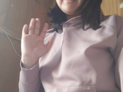 お目覚め乳首オナニーで敏感な乳首を愛撫する日本人女性♥️朝から巨乳をビクビクさせる - Screenshot 1 of 16 - Japanese