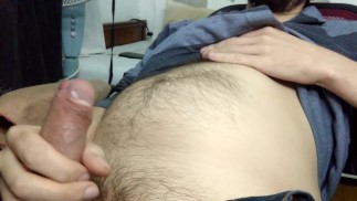 Медведь кончает со своего грязного члена