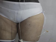 2 legs, one thin, one wide - Screenshot 11 of 16 - Butt Inflation