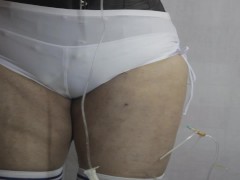 2 legs, one thin, one wide - Screenshot 13 of 16 - Hips Inflation