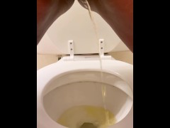 Ebony Girl Pees Standing Up - Screenshot 8 of 16 - Girls Peeing