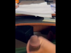 Office Quickie - Screenshot 5 of 16 - Solo