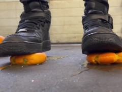 Do you like fresh orange juice? 😏 come and get it! 😜 Trailer!Full Video in JuliaApril @ Onlyfans