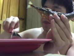 EATING MY MOTHER COOKING PART 32
